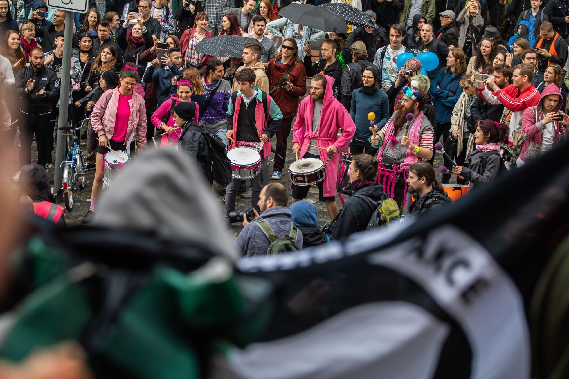 Těžkooděnci policie Brno průvod radikálové