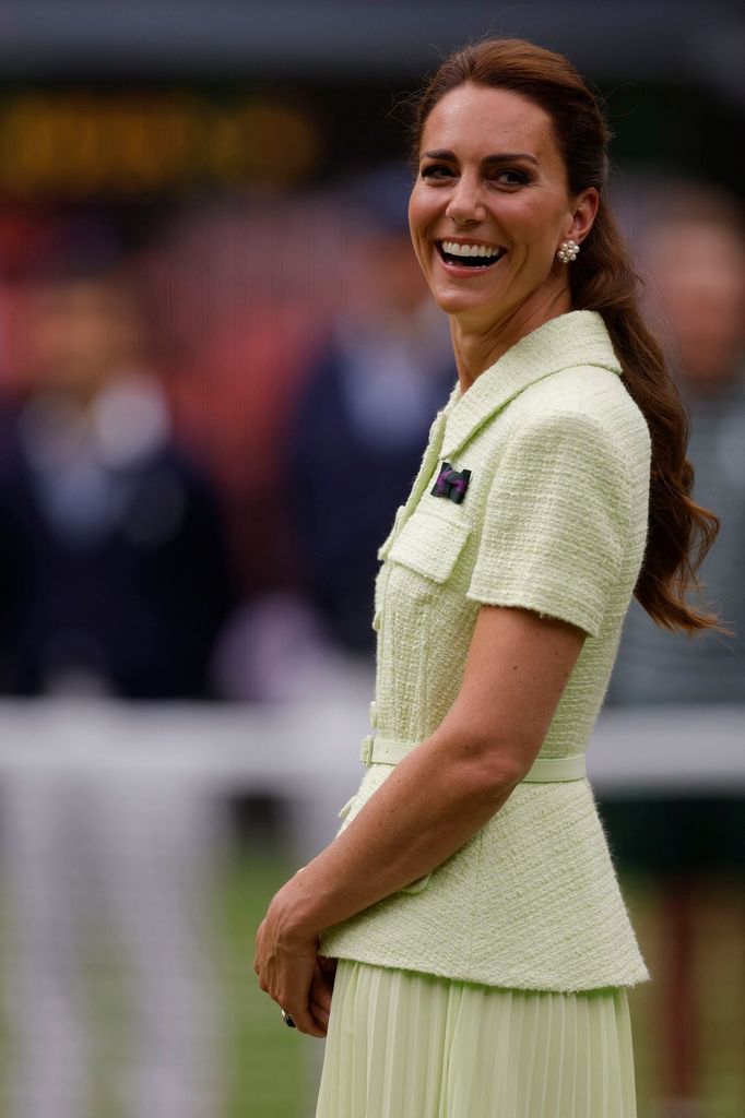 Catherine, princezna z Walesu na finále Wimbledonu 2023 Vondroušová  -  Džábirová