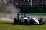Ovšem po trávě se dnes projel kde kdo. Včetně dalšího pilota, který si vzpomněl na Schumachera. Jeho dlouholetý týmový parťák Massa usedl do Williamsu s logem připomínajícím boj sedminásobného mistra světa o život.