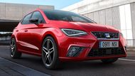 20. Seat Ibiza - v červenci registrováno 266 kusů, za leden až červenec 1367 kusů. Médea uvádí, že v červenci bylo prodáno 163 kusů a za prvních sedm měsíců roku je Ibiza dokonce v záporném čísle -36 kusů. To značí vysoký podíl účelových registrací, tedy že auto je sice zaregistrováno v Čechách, ale jezdí v zahraničí.