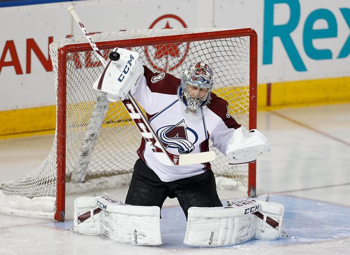 NHL: Colorado Avalanche vs Edmonton Oilers (Semjon Varlamov)