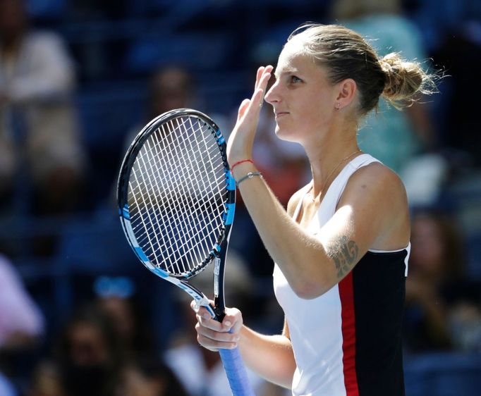 Karolína Plíšková ve čtvrtfinále US Open 2016 s Anou Konjuhovou.