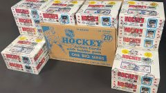 Krabice s hokejovými kartičkami ze sezony NHL 1979/80