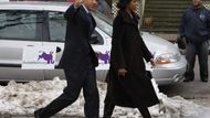 Barack Obama a jeho manželka Michelle hlasovali v Chicagu ve státě Illinois, který Obama zastupuje v Senátu