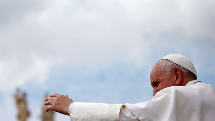 Papež přijal demisi brazilského biskupa, který měl krýt zneužívání dětí duchovními