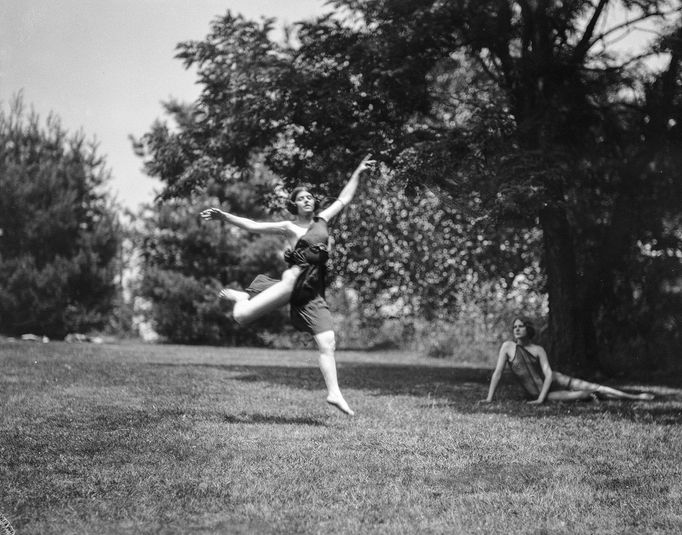 Arnold Genthe: fotografie aktů a tance