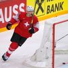 Ramon Untersander slaví gól ve čtvrtfinále Švýcarsko - Německo na MS 2021