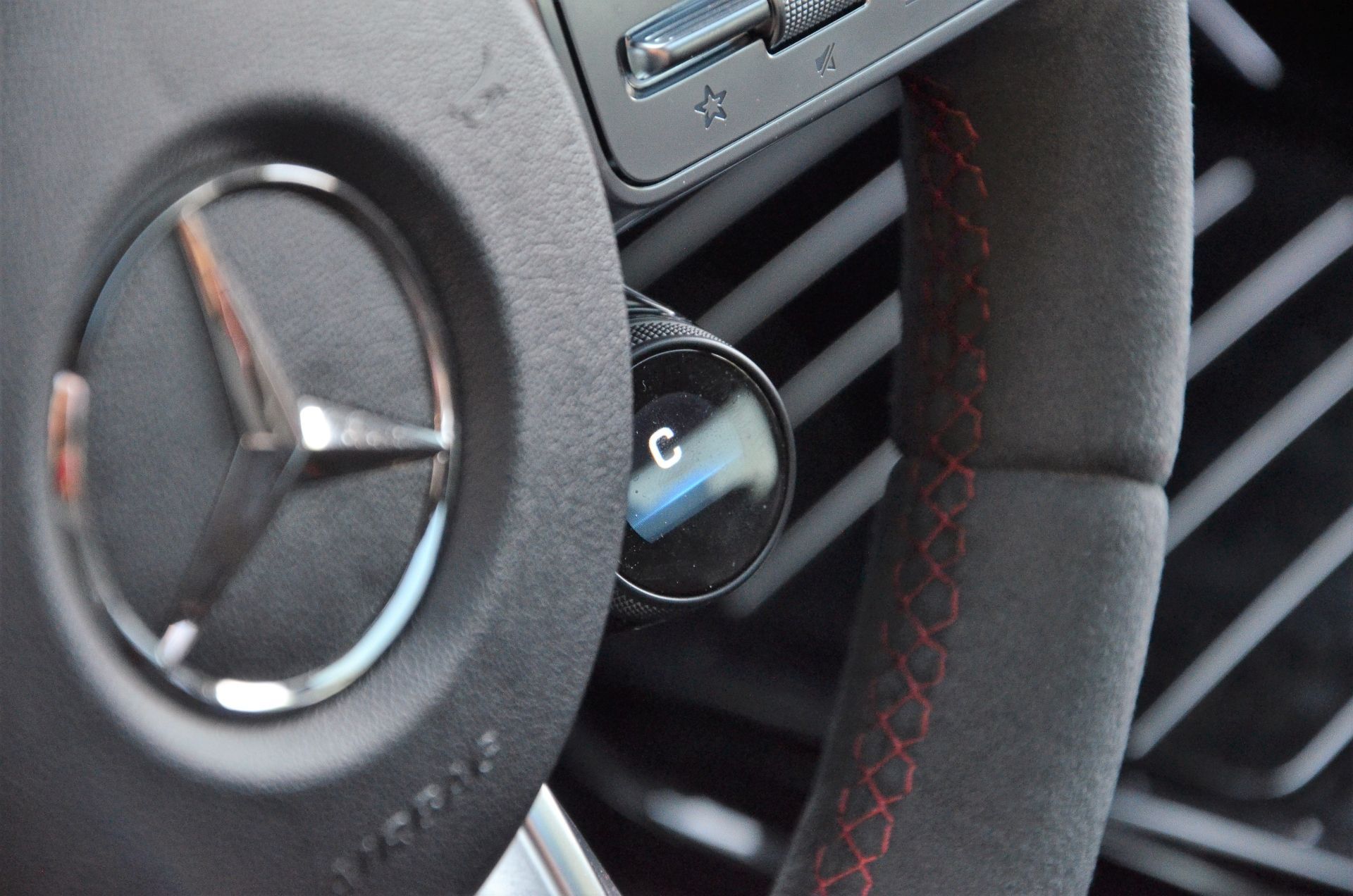 Mercedes- AMG A 45 S (2019 2020)