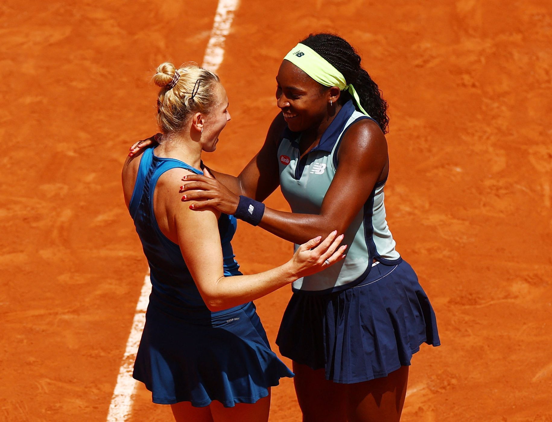 Kateřina Siniaková s Cori Gauffovou slaví triufm ve čtyřhře na French Open 2024