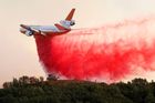 Trump nařídil uvolnit federální pomoc kvůli kalifornským požárům