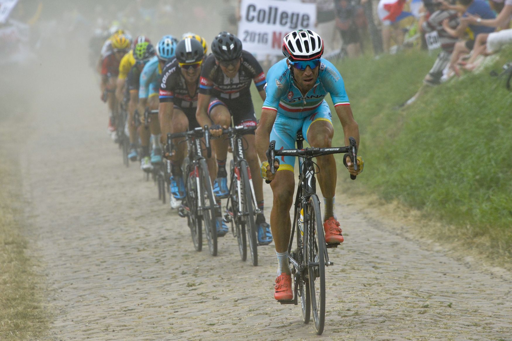 Tour de France 2015 - čtvrtá etapa (Vincenzo Nibali)