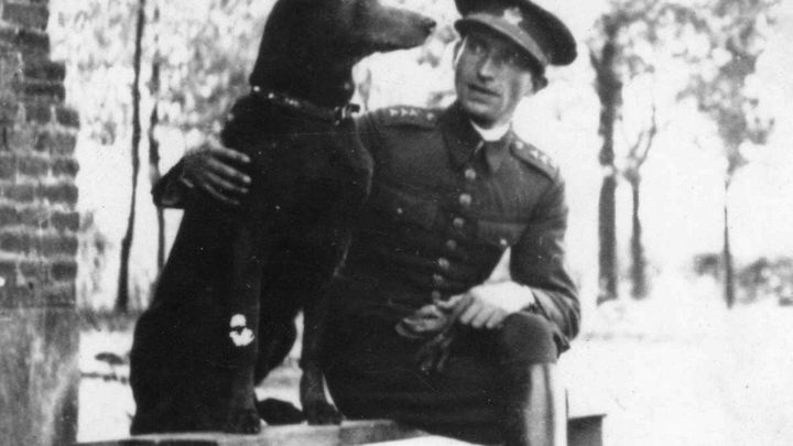 Věřil v Boha a své pistole, z gestapáků si utahoval. Přesto se z Morávka stal psanec