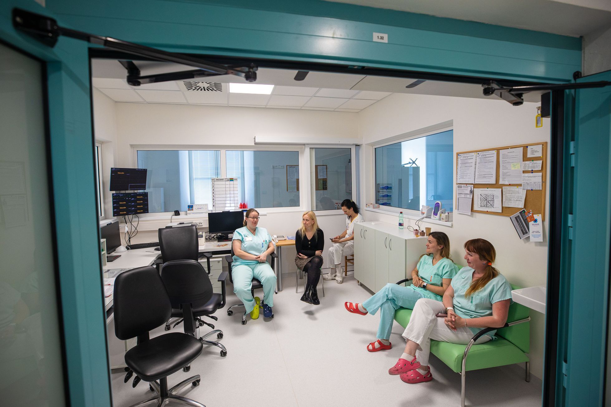 Otevření nové jednotky intenzivní metabolické péče pro pacienty s těžkou obezitou, interní klinika, Všeobecná fakultní nemocnice v Praze