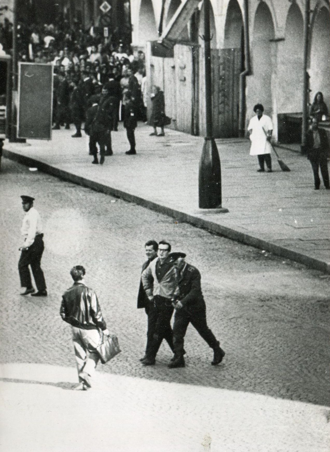 Oprava / 20.8. / 1969