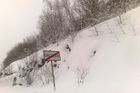 Na silnicích ve Vrchlabí je rozbředlý sníh a klouže to.