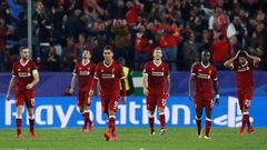 Zklamaní fotbalisté Liverpoolu po remíze v Seville