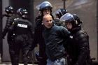 Policie zadržela 18 polských rowdies, 3 obvinila
