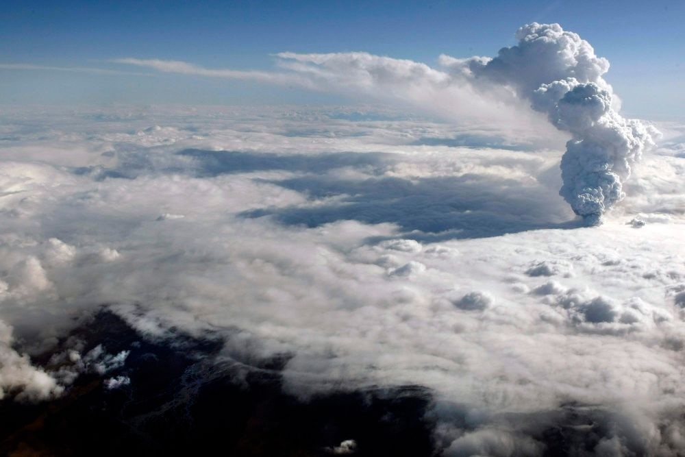 Erupce sopky pod islandským vulkánem Eyjafjallajökul
