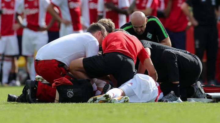 Nikdo nemá naposledy vydechnout na hřišti. Lékaři chtějí zachraňovat atletická srdce