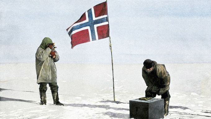 Jedl tučňáky i psy, budoval sklady. Jak Roald Amundsen dobyl jižní pól