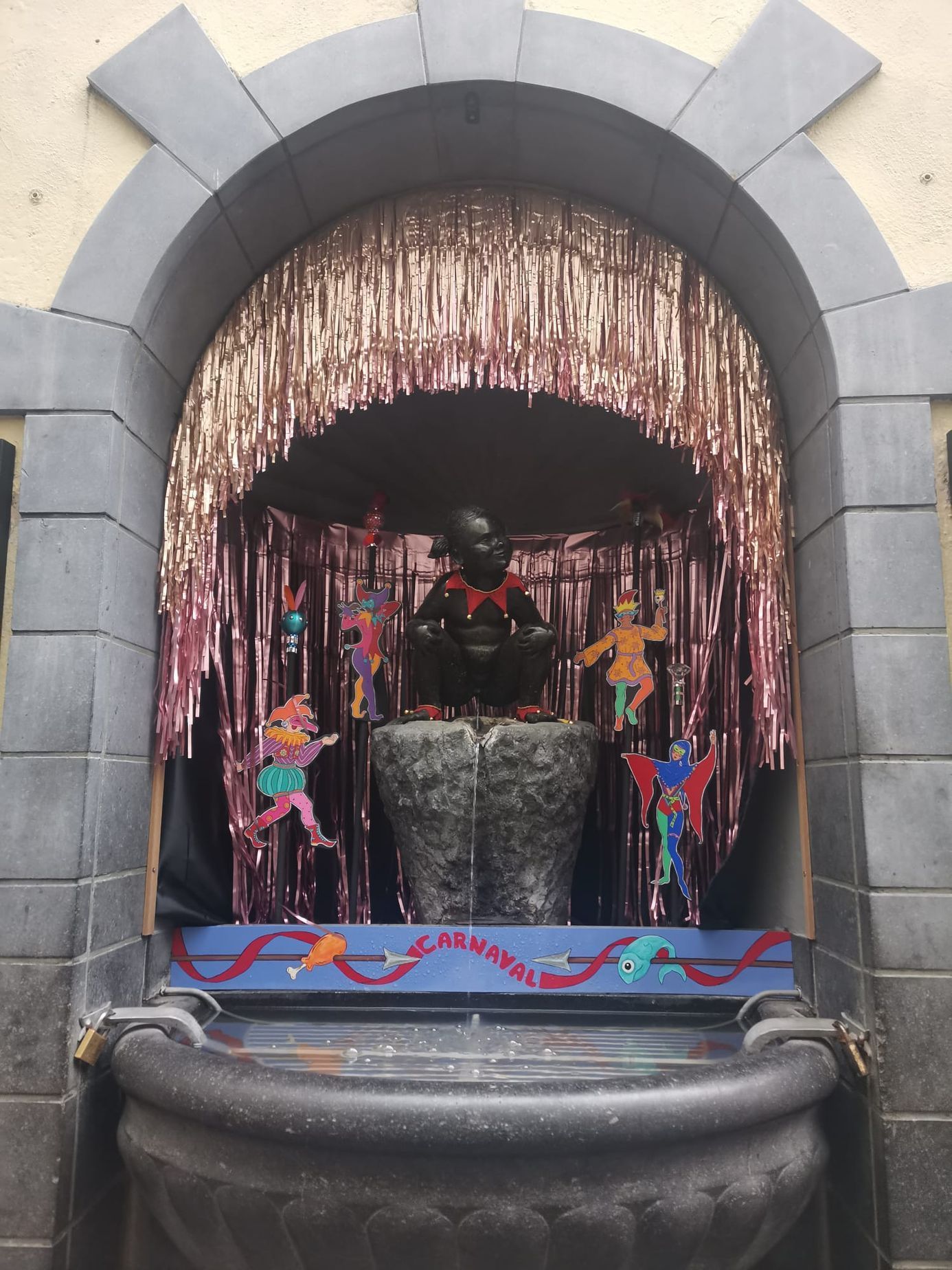 brusel reportáž hranolky pralinky jídlo architektura