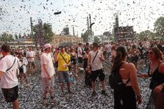 Na festival elektrohudby Beats for Love přišlo v pátek rekordních 45 tisíc lidí