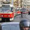 Ukázka požárního zásahu při příležitosti 140 let od požáru Národního divadla, hasiči, hašení