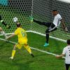 Euro 2016, Německo-Ukrajina: Jerome Boateng zachraňuje na brankové čáře
