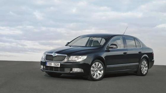 Škoda Superb pro ministry