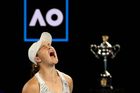 Domácí triumf. Bartyová ve finále Australian Open přehrála americké překvapení