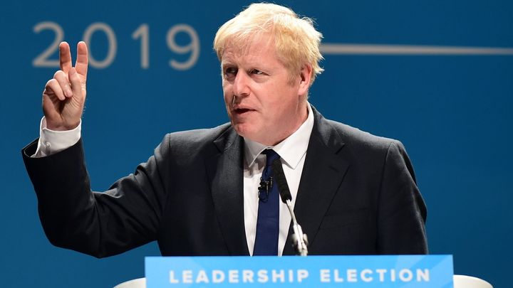Britští konzervativci vybrali nástupce Mayové, hlasování vyhrál Boris Johnson