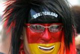 Německý fanoušek před bojem o postup do finále světového šampionátu.