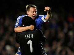 Chelsea s Petrem Čechem chce napravit loňské zaváhání