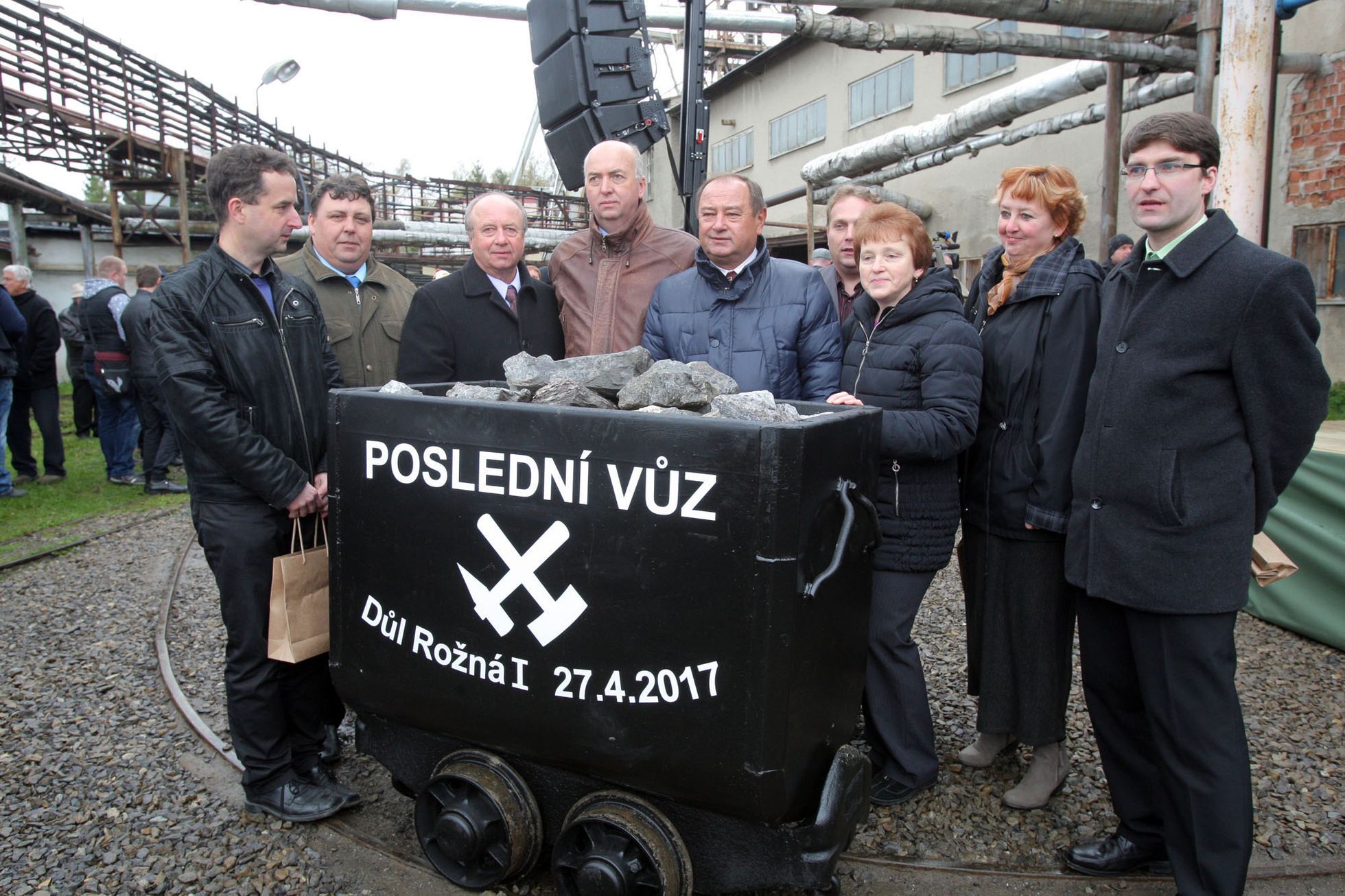 Poslední vozík rudy z dolu Rožná