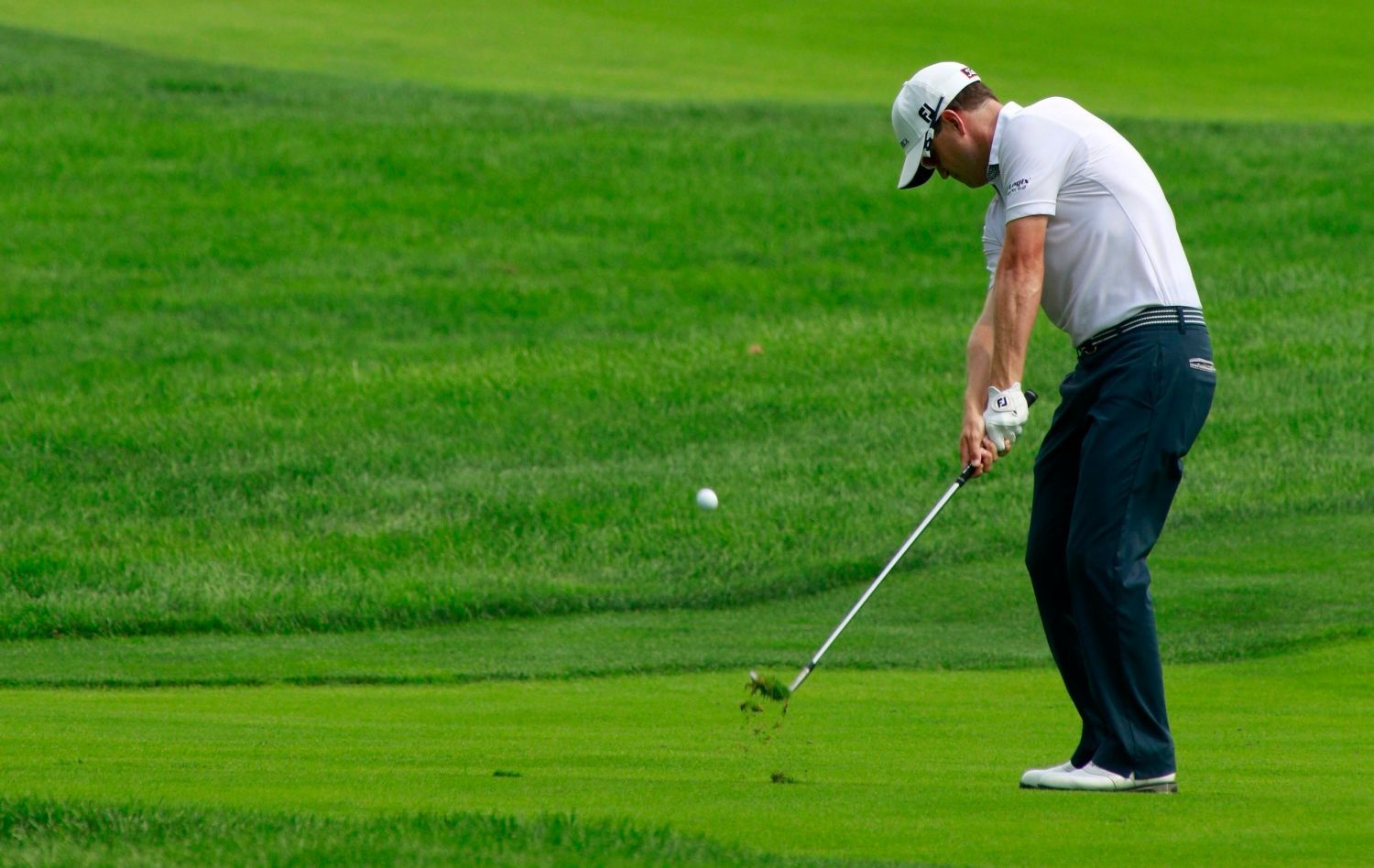 Americký golfista Zach Johnson v prvním kole Mistrovského turnaje BMW 2012 v americkém Carmelu.