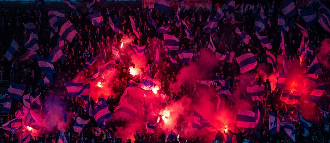 Atmosféra v kotli Baníku Ostrava v zápase proti pražské Spartě.