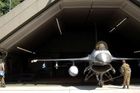 WikiLeaks: Česko chce koupit F-16, přímo o ně prosí