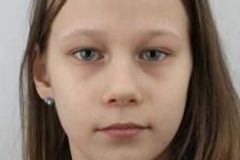 Dvanáctiletá dívka z Ústí je nezvěstná téměř dva týdny. Policie studuje stovky hodin záznamů z kamer
