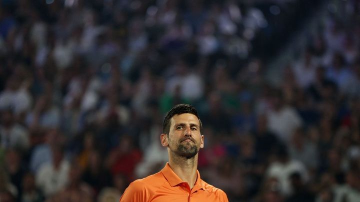 "Zapískáš na něj a letíš." Loňský psanec Djokovič má v Austrálii zvláštní ochranu; Zdroj foto: Reuters