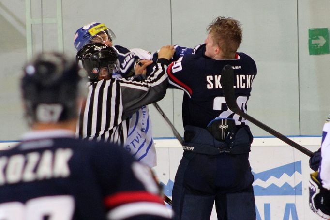 Kometa Brno-Slovan Bratislava: bitka Ondřej Dlapa a Pavol Skalický