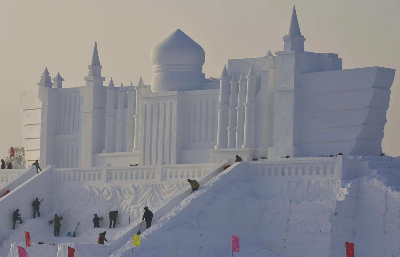 Festival sněhu a ledu v čínském Charbinu