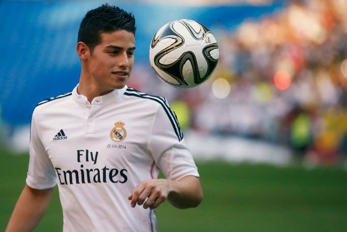 James Rodríguez na prvním tréninku Realu Madrid.