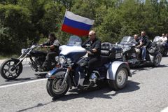 Putinovi motorkáři plánují spanilou jízdu. Projedou i Brnem