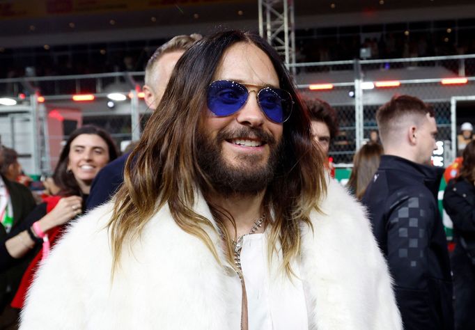 Herec Jared Leto před startem VC Las Vegas F1 2024