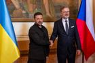 Česko bude pokračovat ve výcviku ukrajinských pilotů, slyšel Zelenskyj od Fialy