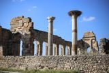 Kulturní dědictví země na severu Afriky je navíc také víc než bohaté. Zde například rozsáhlé bývalé římské město Volubilis, jehož pozůstatky jsou dnes přístupné a zapsané v UNESCO.