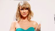 Taylor Swift získala ocenění Dick Clark Award for Excellence.