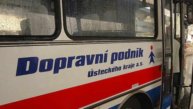 Na Ústecku dnes nevyjely dvě třetiny autobusů ČSAD Ústí nad Labem