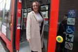 Pražská primátorka Adriana Krnáčová zažívá svůj velký den. Pojede tramvají, kterou opatřil Pavel Bém.