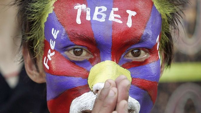 Demonstrace k 50. výročí tibetského povstání (archivní foto).